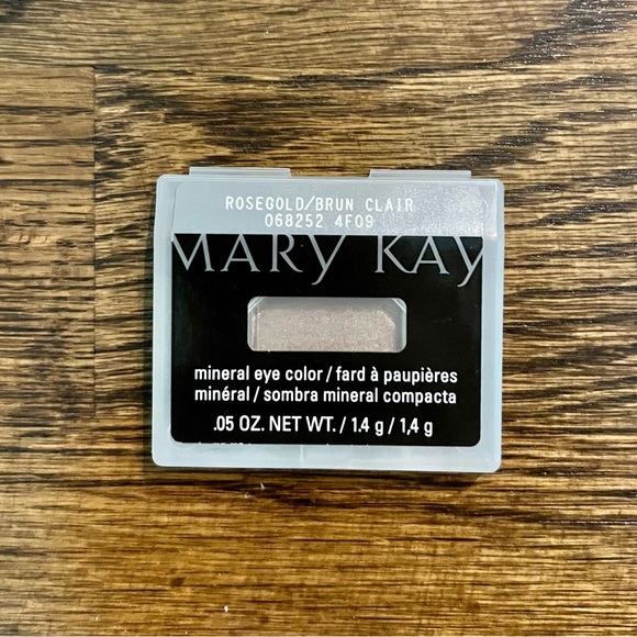 Mary Kay Rose Gold Mineral Eye Color - Picture 2 of 2